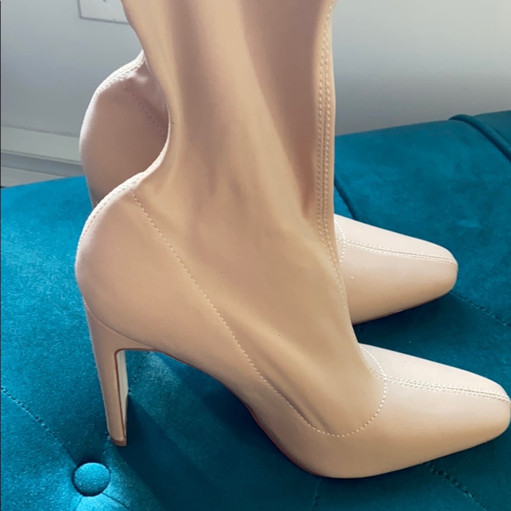 Beige heeled Booties